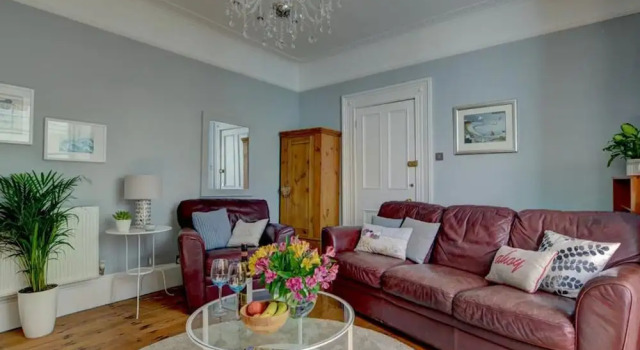 Delightful Holiday Home in Appledore With Garden