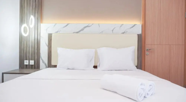 Nice and Comfy 2BR at Samara Suites Apartment By Travelio, Buchen Sie Ferienwohnung Apartments in Mampang, Ferienwohnung