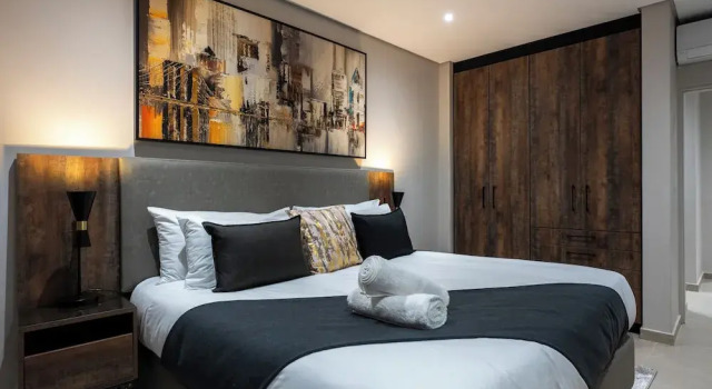 Апартаменты Luxury с 3 комнатами с балконом Lux Leisure Apartment Hotel Sandton