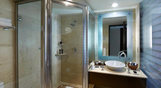 Семейный номер Deluxe с 2 комнатами с видом на бассейн Hard Rock Hotel Vallarta All Inclusive