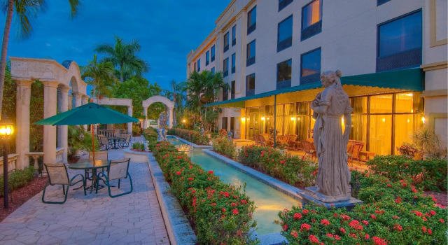 Номер Standard Hampton Inn Palm Beach Gardens