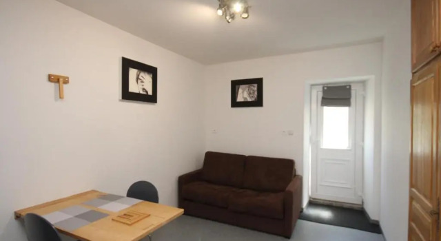 Appartement Mont-Dore, 1 pièce, 3 personnes - FR-1-608-145, Prenota Appartamento Hotel a Alvernia con parcheggio, Parcheggio