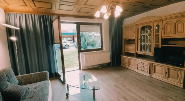 Коттедж с 2 комнатами Angi's Apartment