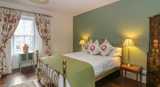 Courtyard Cottage - Drum Castle, Rezervasyon Tatil Evi Merseyside villalar, Villa