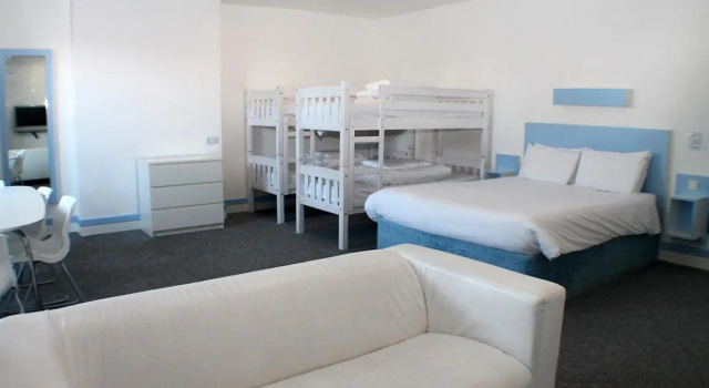 Семейный номер Standard Citrus Hotel Eastbourne by Compass Hospitality