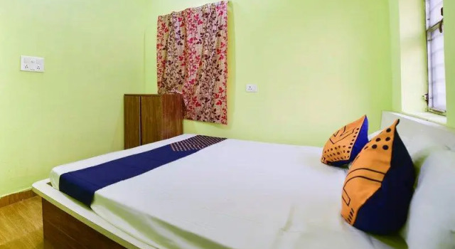 oyo 65055 Sai Kripa Guest House, Rezervovat Penzión Hotely v Bangalore s parkováním, Parkování