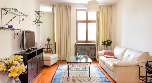 Bohemian Apartment - Center of Bucharest, Забронировать Апартаменты/квартира Бухарест Muntenia, рядом с Музей коллекций произведений искусства