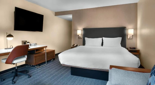Номер Standard Courtyard Winston-Salem Hanes Mall