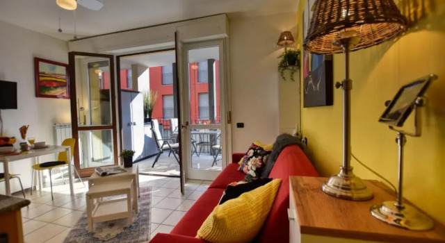 Studio Apartment Casa Enjoy Lago di Como, Забронировать Апартаменты/квартира Реццонико Озеро Комо