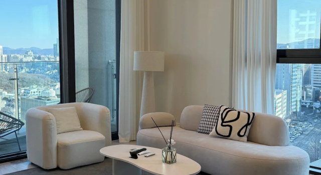 Апартаменты Luxury с 2 комнатами с балконом и с видом на город Caelum Black Gangnam Luxury Residence 카일룸블랙 강남 럭셔리 레지던스