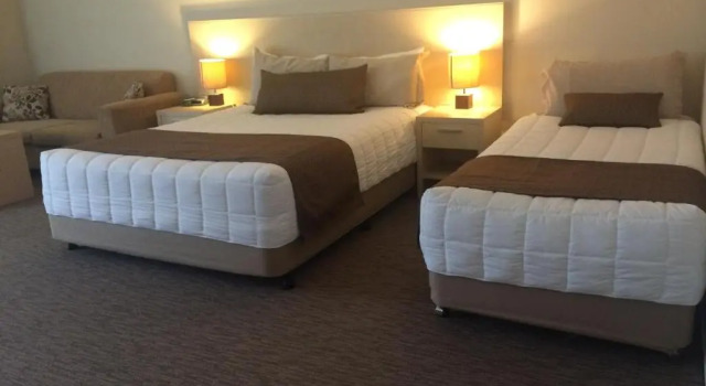 Двухместный номер Deluxe с балконом Acacia Motor Lodge