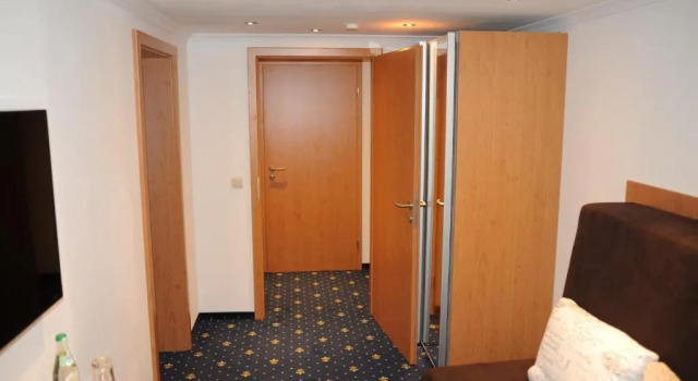 Люкс Hotel Post - regionales großes Frühstücksbuffet - auch GF & LF