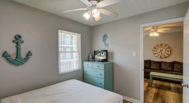 Fantastic Condo in Gulf Shores Directly on the Beach With Pool Covered Parking, Boek Hotel Gulf Shores 