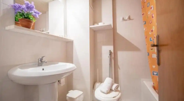 Трёхместный номер Standard с видом на сад Ikaros Hotel