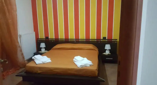 Villa Vito - Orange, Varaa Villa Brivadi 