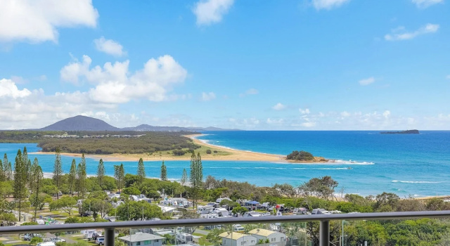 Апартаменты Superior Chateau Royale Beach Resort Maroochydore Sunshine Coast