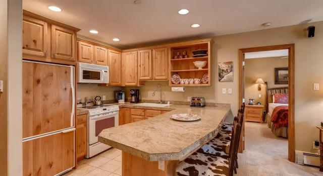 Номер Standard Westwind 202 2BD 2BA Plat. Condo