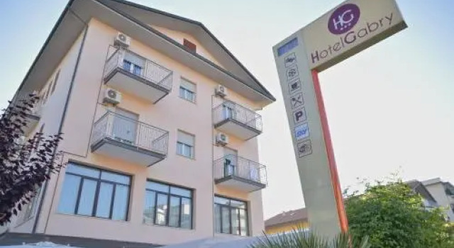 Hotel Gabry, Buchen Sie Hotel Cervia 