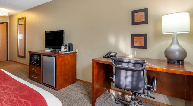Четырёхместный номер Standard Comfort Inn Rhinelander