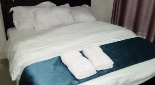 Apartment Sleeps 6 With Free Parking