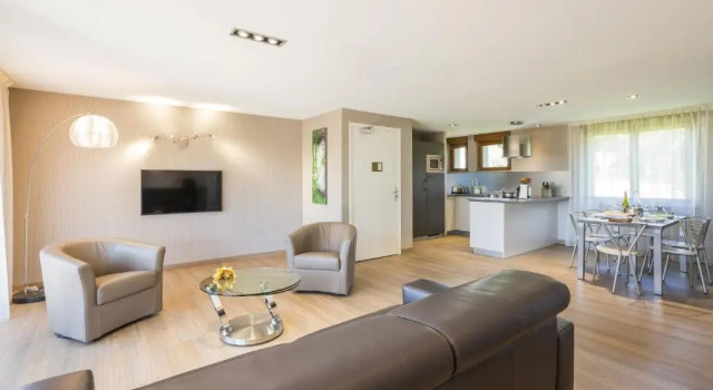 Апартаменты Пентхаус Logis Hôtel Le Relais du Bois Vialotte