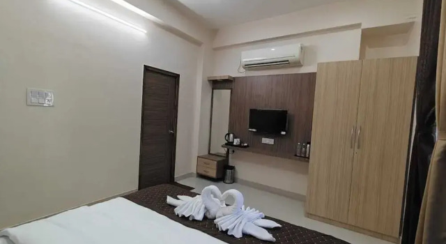 Glow Inn HomeStay