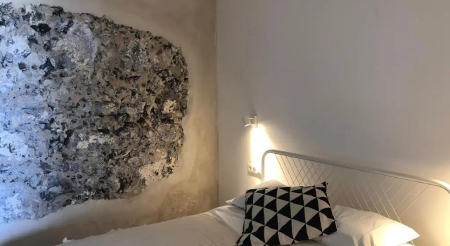 Апартаменты Цокольный этаж CASA ANCLADA en LA SANTA- 4 Apartamentos frente al mar- 1ª linea solarium