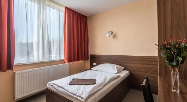 City Hotel B&B, reception 24 7, 800m od-from R1, free parking, Забронировать Отель «постель и завтрак» Отели Банскобистрицкий-край с завтраком, Завтраки