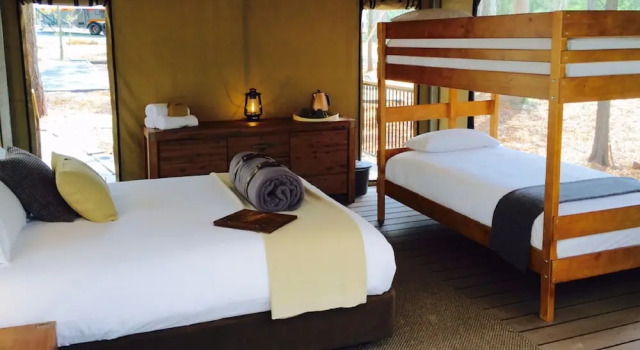 Семейный тент с балконом Paradise Country Farmstay
