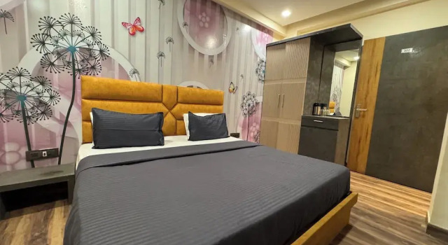 Hotel Sanskriti By T And M Hotels, Rezervovat Hotel Haridvár Uttarakhand