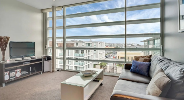 QV Get Away Viaduct Apartment - 945, Rezerwuj Apartament Hotele w Auckland Region z parkingiem, Parking