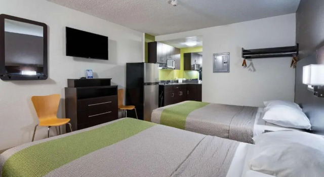 Четырёхместный номер Standard Motel 6-Columbus, GA - Downtown
