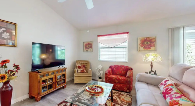 Dog-friendly Home w/ Golf Cart, AC, Wifi