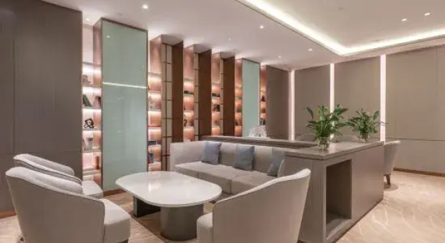 World Hotel Qingdao Laoshan  Branch, Забронировать Отель Лаошань 