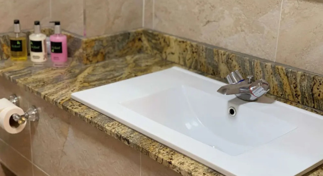 Семейный номер Standard Best Western Manor Hotel