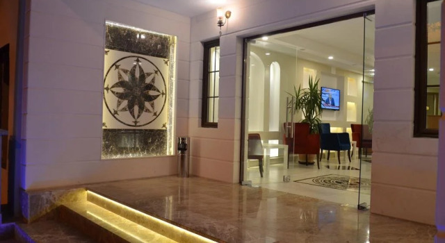 Apameia Hotel, Varaa Hotelli Hotellit Marmara-alue pysäköinnillä, Pysäköinti