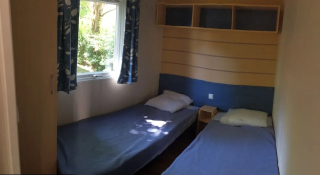 Camping Les Grillons, Забронировать Кемпинг Амбрён Lac de Serre-Ponçon