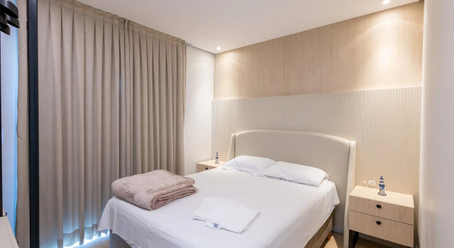 Apto 2Q moderno prox.da praia STL0702
