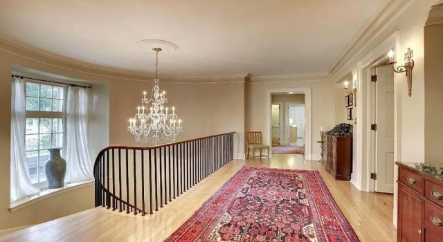 Luxury Georgian Mansion, Varaa Hotelli Hotellit Minnesota pysäköinnillä, Pysäköinti