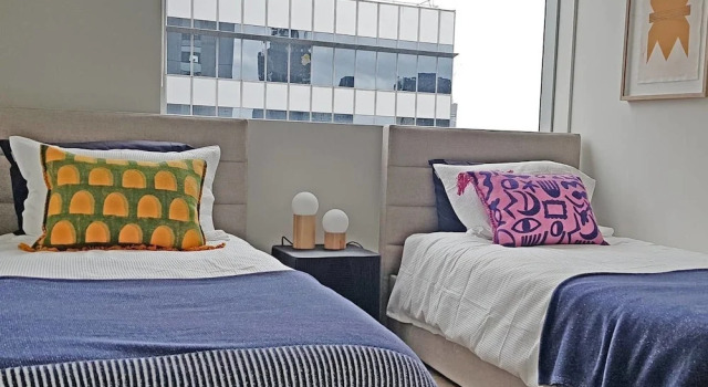 3513-24 Janebell - Large 3-Bedroom QV Apartment - Best CBD Location, Забронировать Апартаменты/квартира Отели Мельбурна с бассейном, рядом с Scots Church, Бассейн