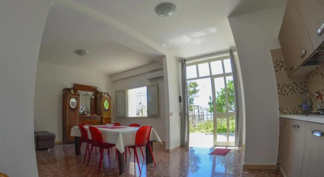 Апартаменты Casa vacanze a 3 minuti a piedi dal mare