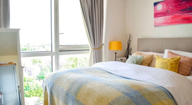 Beautiful 1 Bedroom Wandsworth Flat With Views, Забронировать Отель Отели Англии 3 звезды, 3*