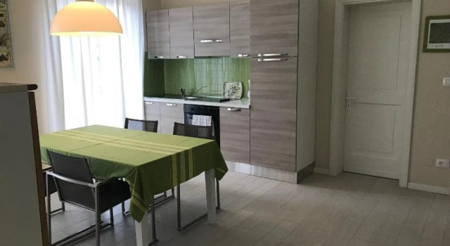 Residenza Le Logge, Забронировать Отель Отели в центре Торри-дель-Бенако, в центре