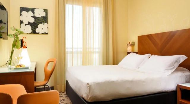 Двухместный номер Classic UNA Hotels Mediterraneo Milano