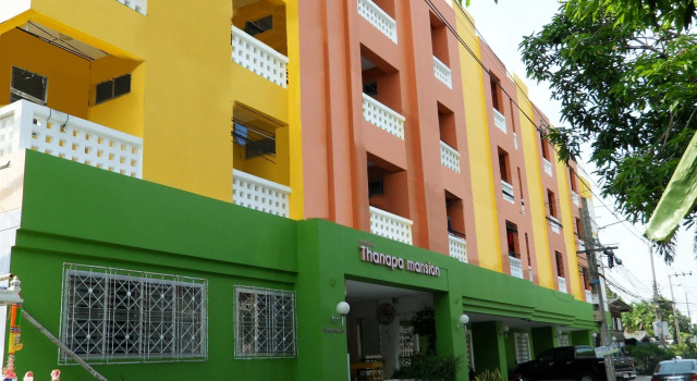 Thanapa Mansion - Hostel, Rezervovat Hostel Hotely v Central Thailand s parkováním, Parkování