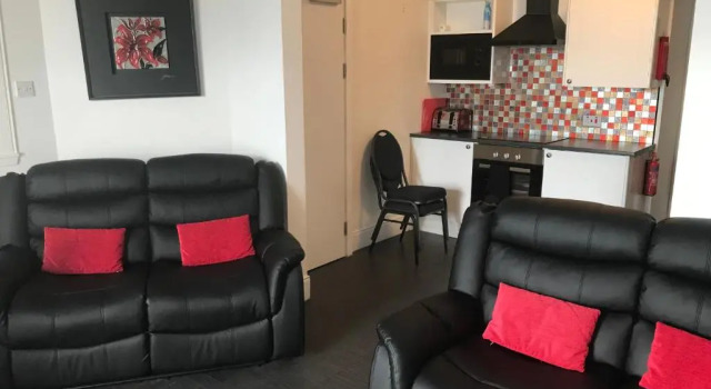 Коттедж с 3 комнатами Culag Lochside Self Catering