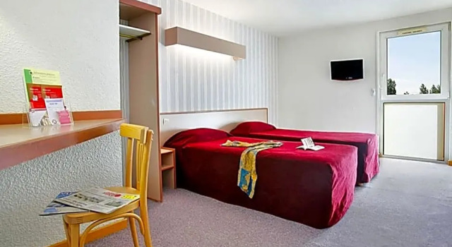 Двухместный номер Classic Brit Hotel Argentan