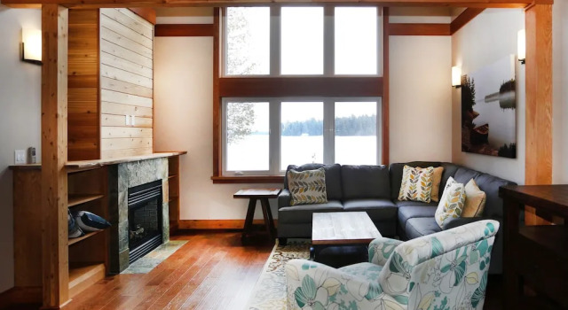 Lakefront Cottage with Stunning Lakeview, Reserva ahora Casa o chalet Bracebridge 