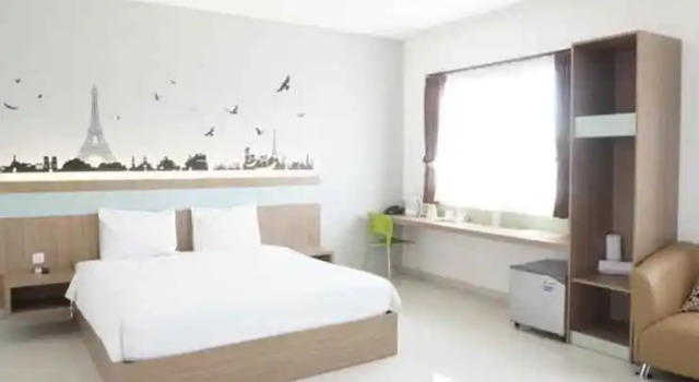 Rumah Cassa Guest House by Airyrooms, Book Guesthouse Guest Houses in Sukolilo, Guesthouse