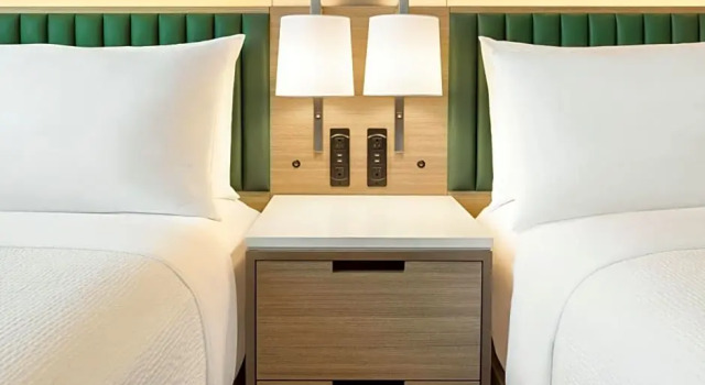 Четырёхместный номер Standard Holiday Inn LIC - LaGuardia West